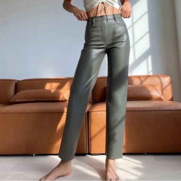 Wilfred Aritzia Melina Pant High waist Straight Leg Gray Faux Leather Size 0 - Picture 1 of 10